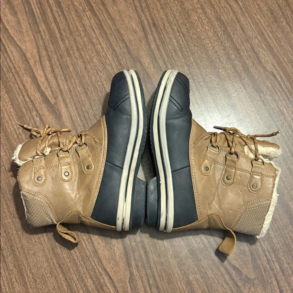 Pawz by Bearpaw Gina Winter Duck Boots Size 7